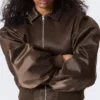 Yulia B Lockere Nylon-Bomberjacke – Dunkelbraun Yulia B Lockere Nylon-Bomberjacke – Dunkelbraun