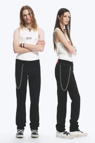 Yungblud Low Rise Slim Straight Leg Jeans – Schwarz Yungblud Low Rise Slim Straight Leg Jeans – Schwarz