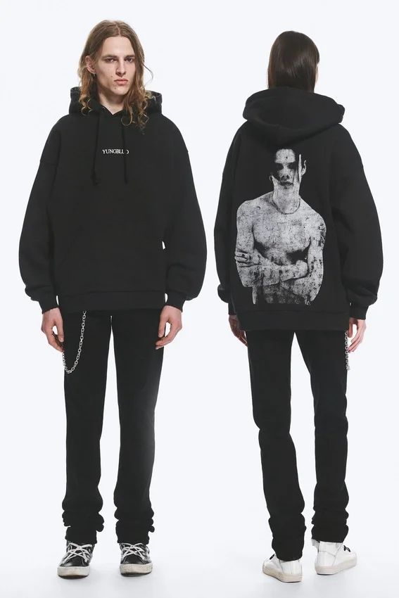 Yungblud Oversize-Kapuzenpullover mit Aufdruck – Off-Black Yungblud Oversize-Kapuzenpullover mit Aufdruck – Off-Black